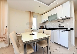 غرفتين وصالة ضمن مجمع سكني  خمس نجوم في  منطقة افسلار - الانيا 