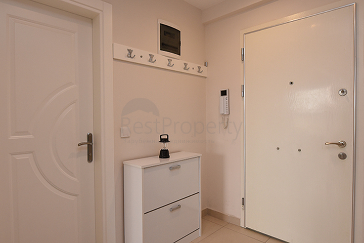 شقة غرفة نوم وصالة ضمن مجمع ذو خدمات مميزة في افسلار - الانيا 