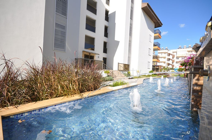 شقة غرفة نوم وصالة ضمن مجمع ذو خدمات مميزة في افسلار - الانيا 