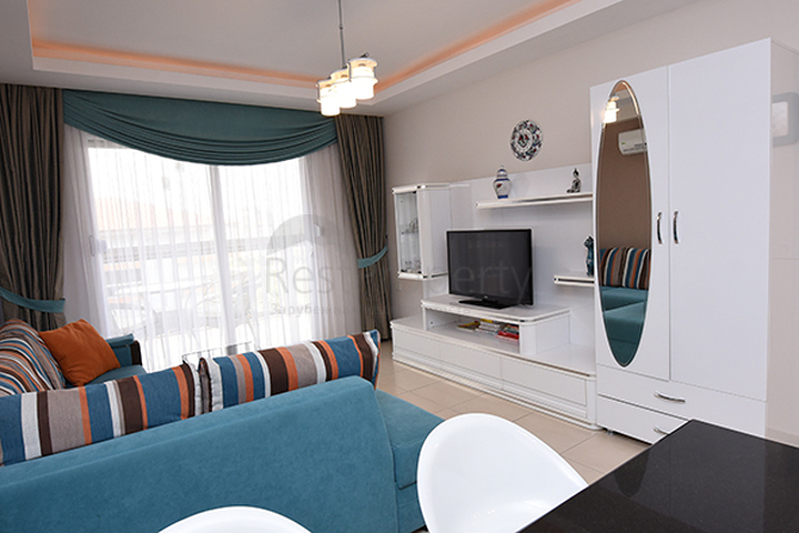 شقة غرفة نوم وصالة ضمن مجمع ذو خدمات مميزة في افسلار - الانيا 