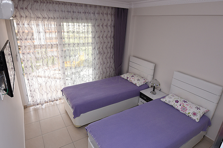 شقة غرفة نوم وصالة ضمن مجمع ذو خدمات مميزة في افسلار - الانيا 