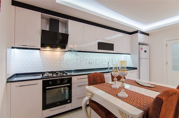 شقق ضمن مجمع سكني جديد في مهموتلار - الانيا 