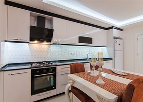 شقق ضمن مجمع سكني جديد في مهموتلار - الانيا 