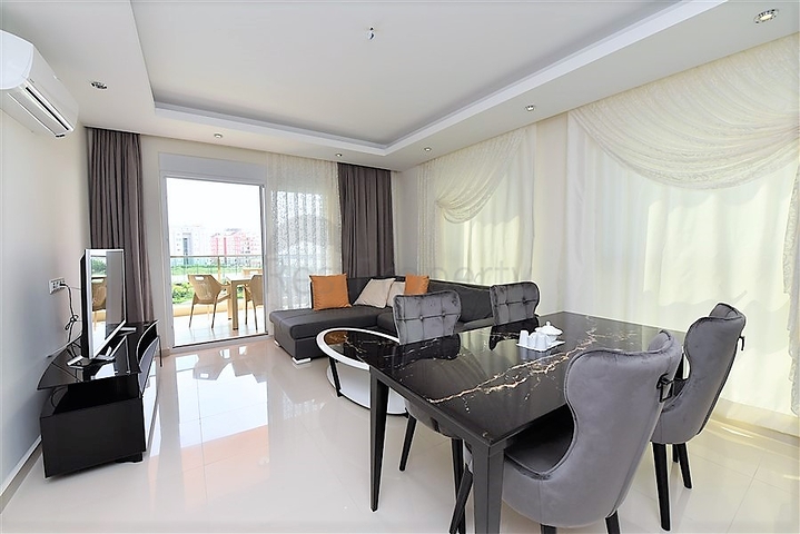 شقة 1+1 للايجار في مجمع مريح في افسالار