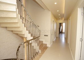 فيلا من طابقين 6 + 1 في منطقة كونيالتي في أنطاليا