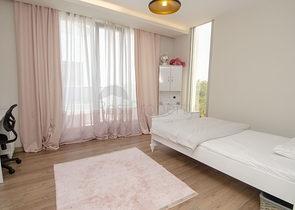 فيلا من طابقين 6 + 1 في منطقة كونيالتي في أنطاليا