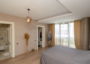 فيلا من طابقين 6 + 1 في منطقة كونيالتي في أنطاليا