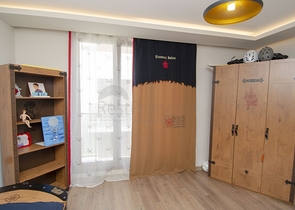 فيلا من طابقين 6 + 1 في منطقة كونيالتي في أنطاليا