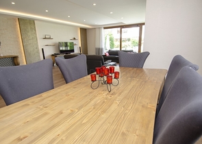 فيلا من طابقين 6 + 1 في منطقة كونيالتي في أنطاليا