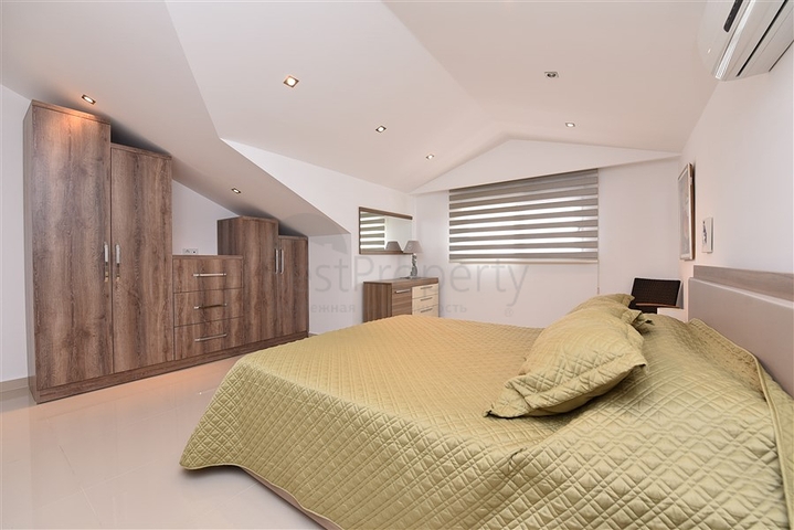 شقة ثلاث غرف وصالة مفروشة في مركز الانيا 