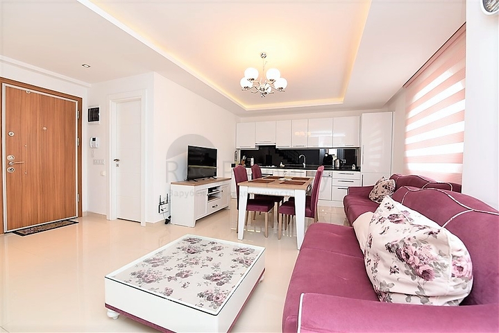 شقة ثلاث غرف وصالة مفروشة في مركز الانيا 