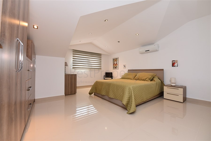 شقة ثلاث غرف وصالة مفروشة في مركز الانيا 