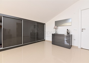 شقة ثلاث غرف وصالة مفروشة في مركز الانيا 