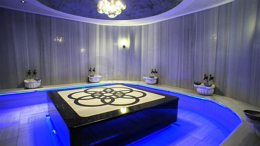 للمستثمرين - مشروع قيد الانشاء في اول صف على البحر  للمستثمرين - مشروع قيد الانشاء في اول صف على البحر