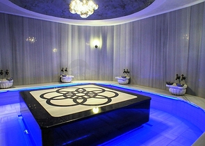 للمستثمرين - مشروع قيد الانشاء في اول صف على البحر  للمستثمرين - مشروع قيد الانشاء في اول صف على البحر