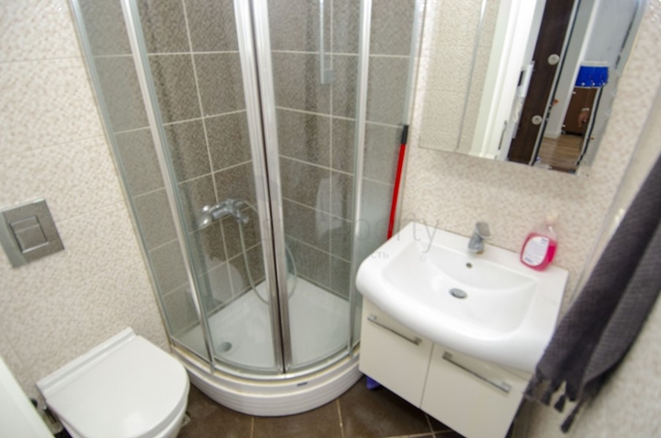 شقة 3 + 1 تطل على البحر الأبيض المتوسط في كونيالتي أنطاليا