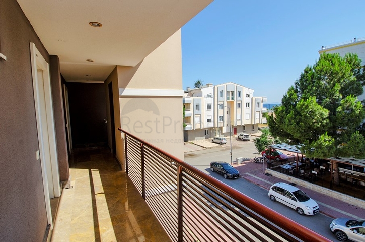 شقة 3 + 1 تطل على البحر الأبيض المتوسط في كونيالتي أنطاليا