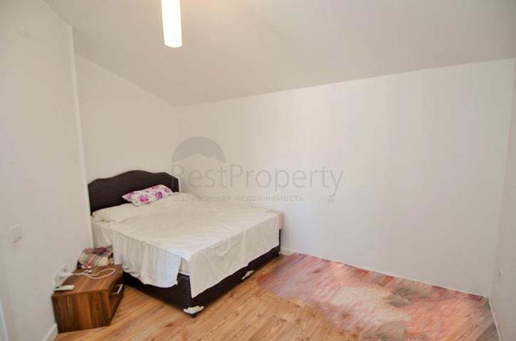 شقة 3 + 1 تطل على البحر الأبيض المتوسط في كونيالتي أنطاليا