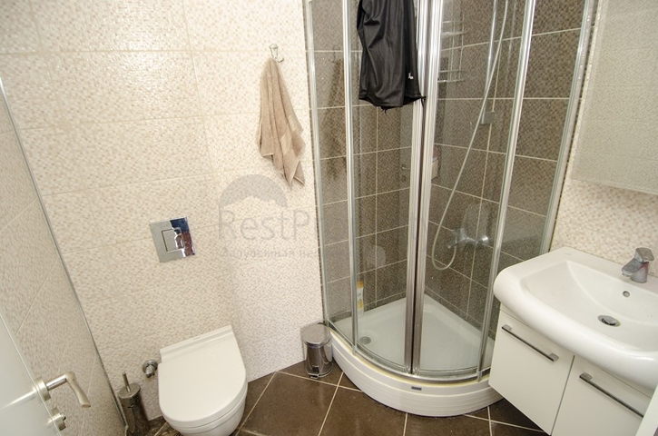 شقة 3 + 1 تطل على البحر الأبيض المتوسط في كونيالتي أنطاليا