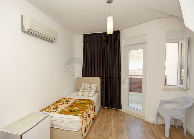 شقة 3 + 1 تطل على البحر الأبيض المتوسط في كونيالتي أنطاليا