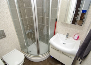 شقة 3 + 1 تطل على البحر الأبيض المتوسط في كونيالتي أنطاليا