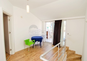 شقة 3 + 1 تطل على البحر الأبيض المتوسط في كونيالتي أنطاليا