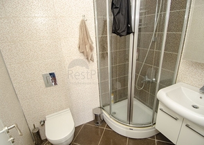 شقة 3 + 1 تطل على البحر الأبيض المتوسط في كونيالتي أنطاليا