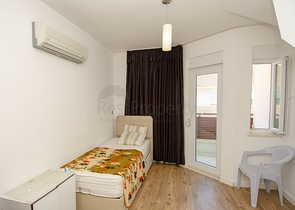 شقة 3 + 1 تطل على البحر الأبيض المتوسط في كونيالتي أنطاليا