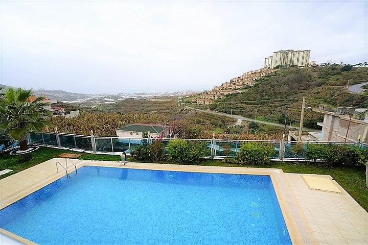 فيلا مؤثثة في  كارجي جاك - الانيا 