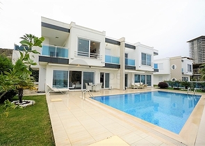 فيلا مؤثثة في  كارجي جاك - الانيا 