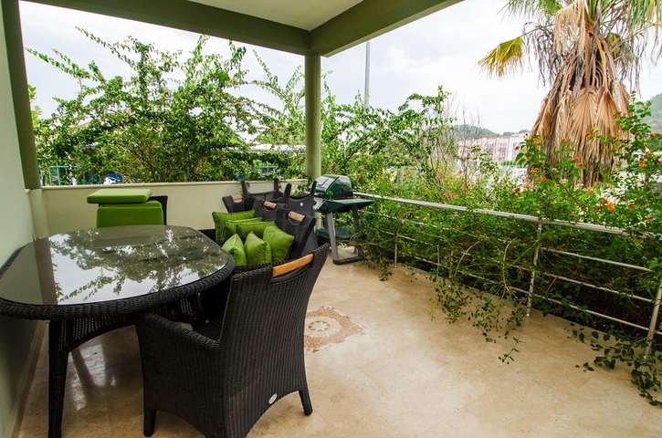 فيلا 3 + 1 في وسط منتجع مدينة كيمير