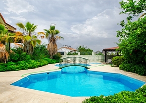 فيلا 3 + 1 في وسط منتجع مدينة كيمير