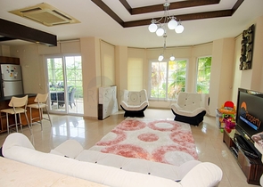 فيلا 3 + 1 في وسط منتجع مدينة كيمير