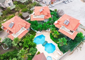 فيلا 3 + 1 في وسط منتجع مدينة كيمير