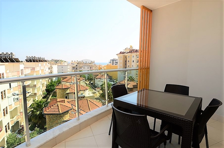 للبيع شقة بتصميم غرفتي نوم وصالة ضمن مجمع سكني في افسلار - الانيا 