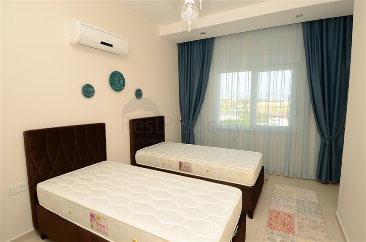 للبيع شقة بتصميم غرفتي نوم وصالة ضمن مجمع سكني في افسلار - الانيا 