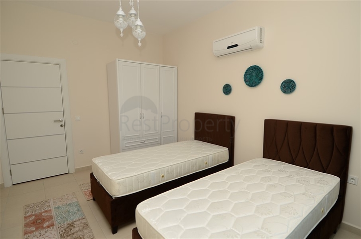 للبيع شقة بتصميم غرفتي نوم وصالة ضمن مجمع سكني في افسلار - الانيا 