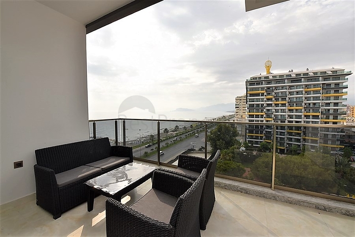 1 + 1 شقة للإيجار على الساحل الأول في محمودلار