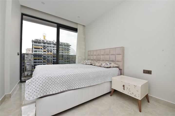 1 + 1 شقة للإيجار على الساحل الأول في محمودلار