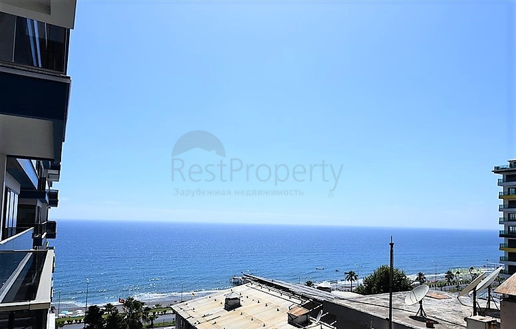 ضمن مجمع سكني حديث بأول خط على البحر - غرفة نوم وصالة في مهموتلار -الانيا 