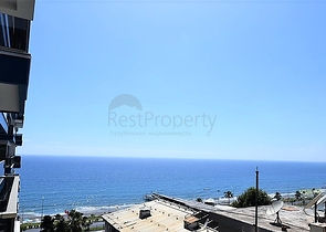 ضمن مجمع سكني حديث بأول خط على البحر - غرفة نوم وصالة في مهموتلار -الانيا 