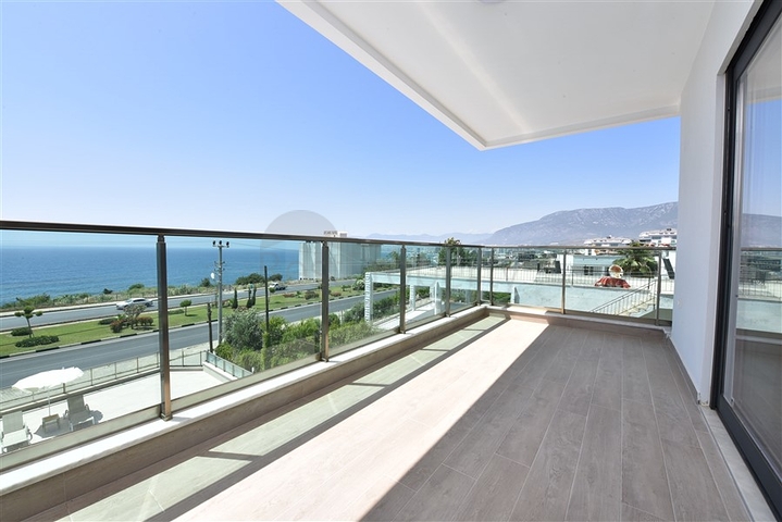 اطلالة بحرية كاملة - غرفة نوم وصالة في كارجي جاك - الانيا 