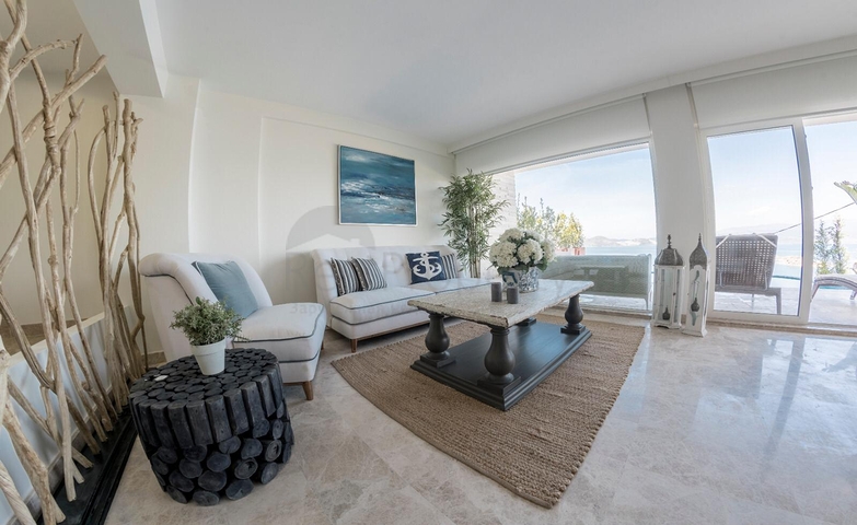 مباشرة على شاطئ البحر - مجمع سكني حديث في بودروم 