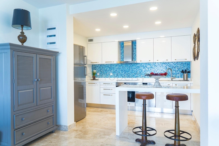 مباشرة على شاطئ البحر - مجمع سكني حديث في بودروم 