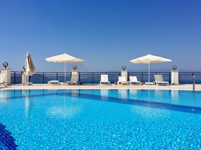 مباشرة على شاطئ البحر - مجمع سكني حديث في بودروم 