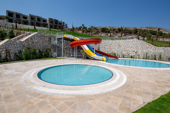 مباشرة على شاطئ البحر - مجمع سكني حديث في بودروم 