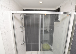 غرفة وصالة مفروشة ضمن مجمع بخدمات خمس نجوم في افسلار 