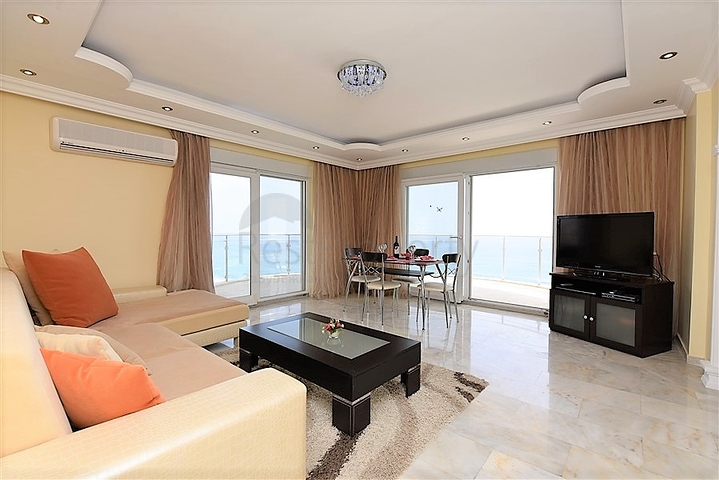 اطلالة بحر مباشرة - غرفتين نوم وصالة مفروشة بالكامل - مهموتلار