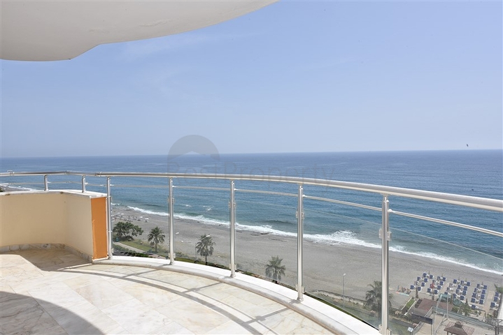 اطلالة بحر مباشرة - غرفتين نوم وصالة مفروشة بالكامل - مهموتلار