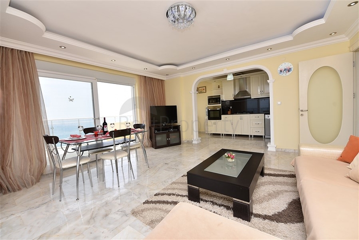 اطلالة بحر مباشرة - غرفتين نوم وصالة مفروشة بالكامل - مهموتلار